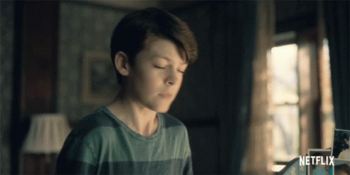 Shocked Young Steven GIF - Shocked Young Steven Haunting Of Hill House GIFs