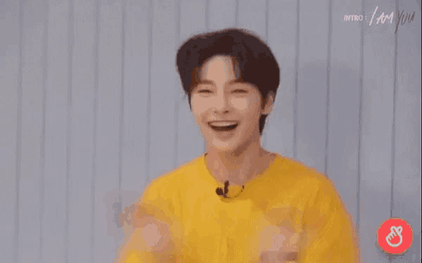 Yang Jeongin Stray Kids GIF