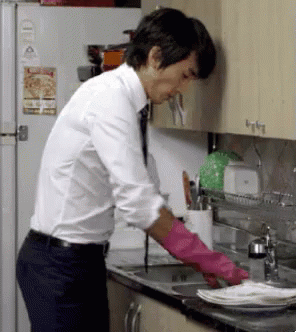 설거지 송승헌 집안일 주방 남자 GIF - Dishes Washing Dishes Doing Dishes GIFs