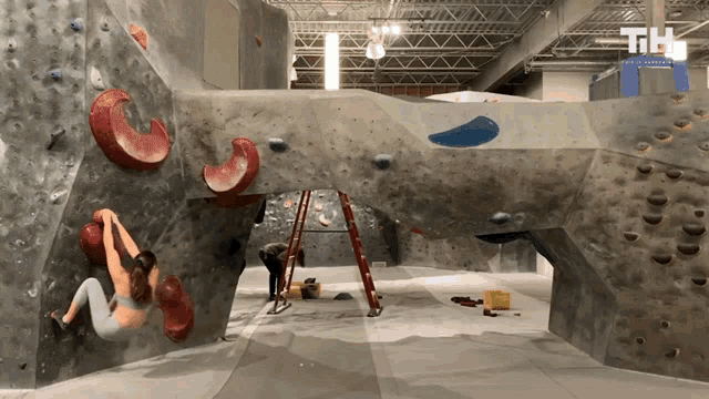 Bouldering This Is Happening GIF - Bouldering This Is Happening Grip GIFs