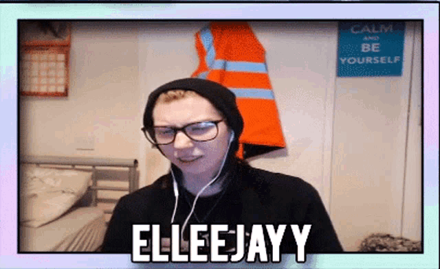 a picture of a person with the name elleejayy written on the bottom