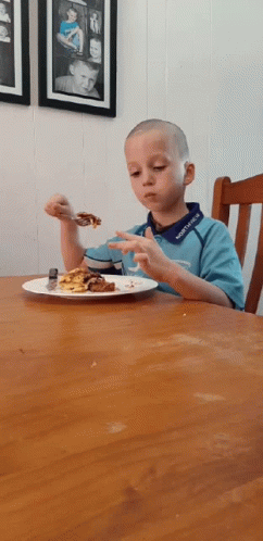 Pancakes Eating GIF - Pancakes Eating Kid GIFs