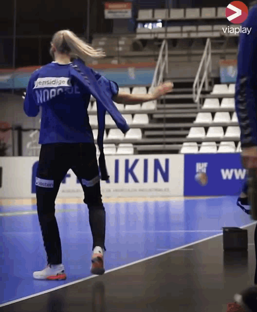 Henny Reistad Norway GIF - Henny Reistad Norway Handball GIFs