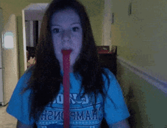 Fruit By The Foot Eating GIF - Fruit By The Foot Eating Fruit Snacks GIFs