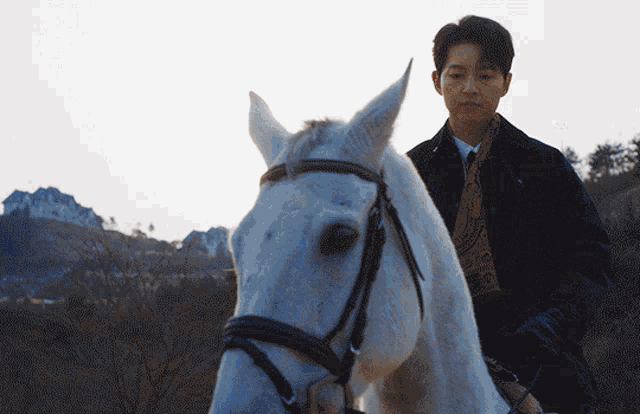 Vincenzo Song Joong Ki GIF - Vincenzo Song Joong Ki Horse Riding GIFs