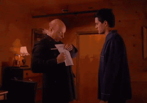 The Owls Are Not What They Seem GIF - Twinpeaks Owlsarenotwhatheyseem Agentcooper GIFs