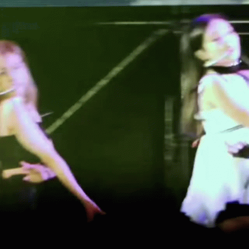 Jennie Stage Jennie Performance GIF - Jennie Stage Jennie Performance Blackpink Jennie GIFs
