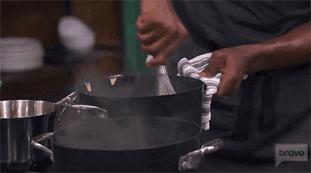 Mixing Top Chef GIF - Mixing Top Chef Stirring GIFs