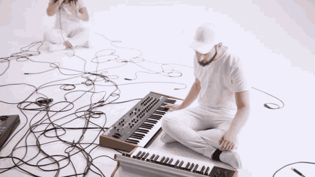 Keyboards Jamming GIF - Keyboards Jamming Feel The Music GIFs