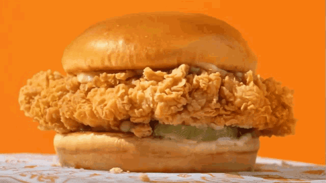 Popeyes Chicken Sandwich GIF - Popeyes Chicken Sandwich Fast Food GIFs