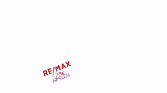 a re/max logo that says merry christmas