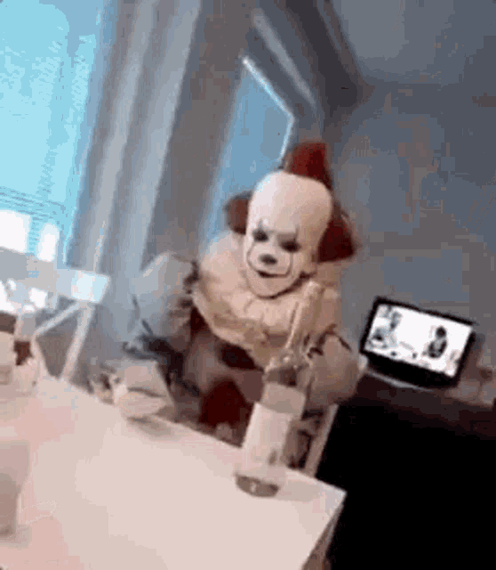 Mood Pennywise GIF - Mood Pennywise It GIFs