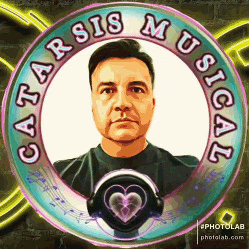 a picture of a man with headphones in a circle that says catarsis musical