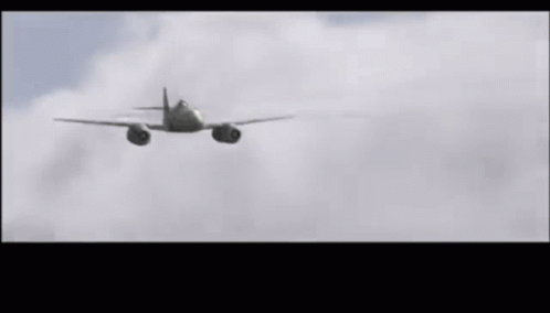 Me262 Warplane GIF - Me262 Warplane Ww2warplanes GIFs