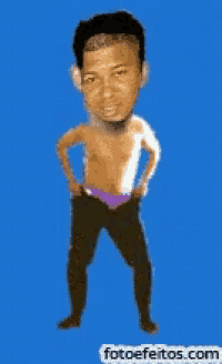 a cartoon of a shirtless man is on a blue background with the website fotoefeitos.com at the bottom