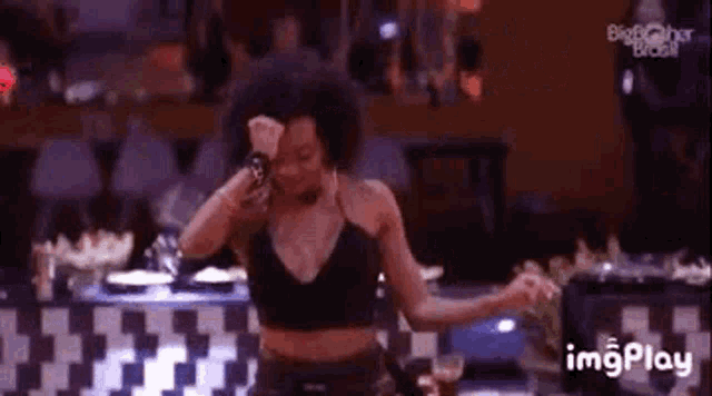 Thelma Bbb Dance GIF - Thelma Bbb Dance Grooves GIFs