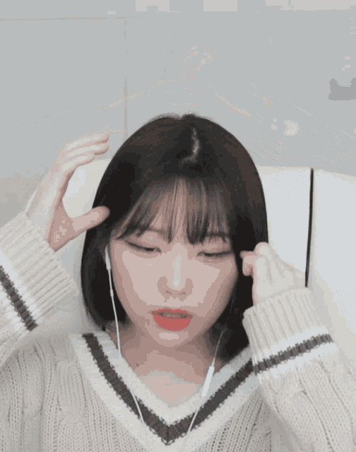 우정잉 단발잉 GIF - 우정잉 단발잉 이우석부인 GIFs