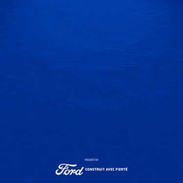 a blue background with the words avantage numerique written on it