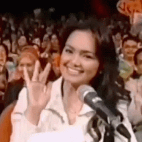 Siti Nurhaliza Judges GIF