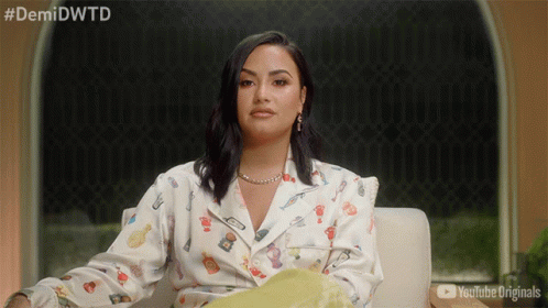 Hmm Demi Lovato GIF - Hmm Demi Lovato Demi Lovato Dancing With The Devil GIFs
