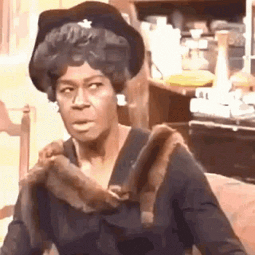 Esther Aunt GIF - Esther Aunt GIFs