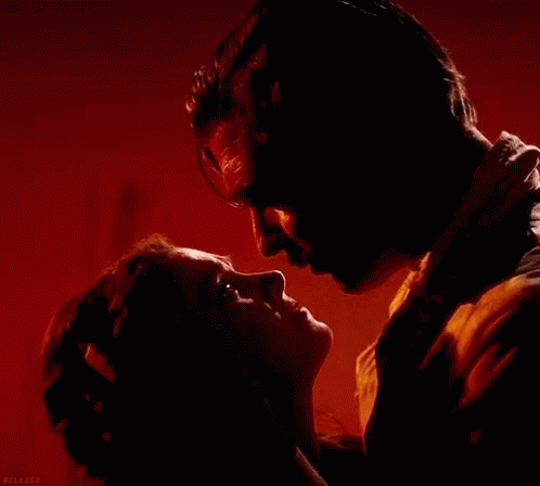 Gone With The Wind Kiss GIF - Gone With The Wind Kiss Forehead GIFs
