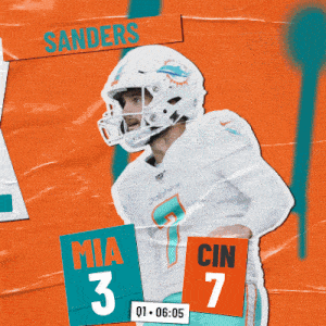 a football player with the name sanders on the top