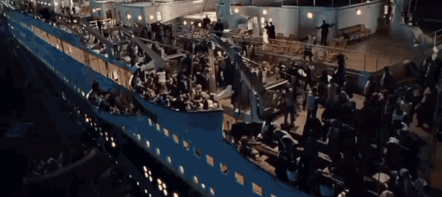 Deadpink Titanic GIF - Deadpink Titanic GIFs