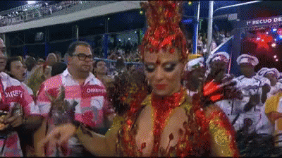 Passista Viviane Araújo Rainha De Bateria Tv Globo Carnaval Samba GIF