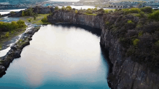 Inverkeithing Divit GIF - Inverkeithing Divit Quarry Pool GIFs