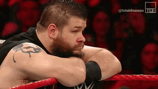 [Image: kevin-owens.gif]
