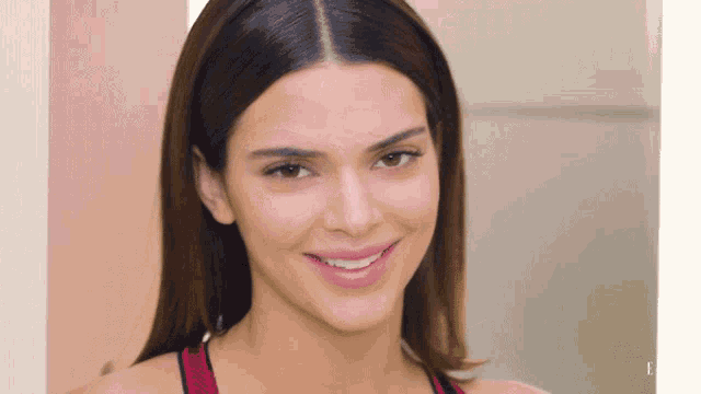 Peace Out Kendall Jenner GIF - Peace Out Kendall Jenner Smiling GIFs