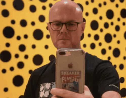 Selfie Eyeglasses GIF - Selfie Eyeglasses Phone GIFs