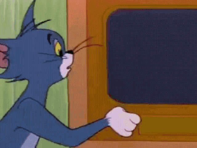 Jerry Cộng Sản Tomand Jerry GIF - Jerry Cộng Sản Tomand Jerry Watching Tv GIFs