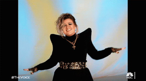 Dancing Kelly Clarkson GIF - Dancing Kelly Clarkson The Voice GIFs