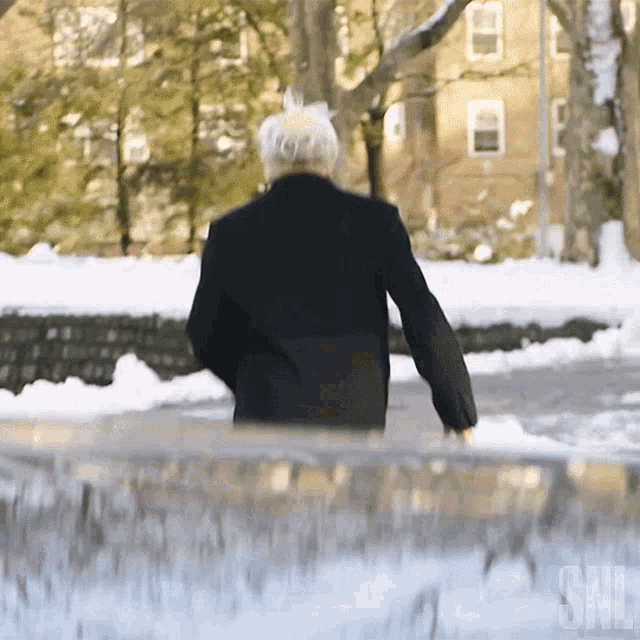 Running Away Larry David GIF - Running Away Larry David Bernie Sanders GIFs