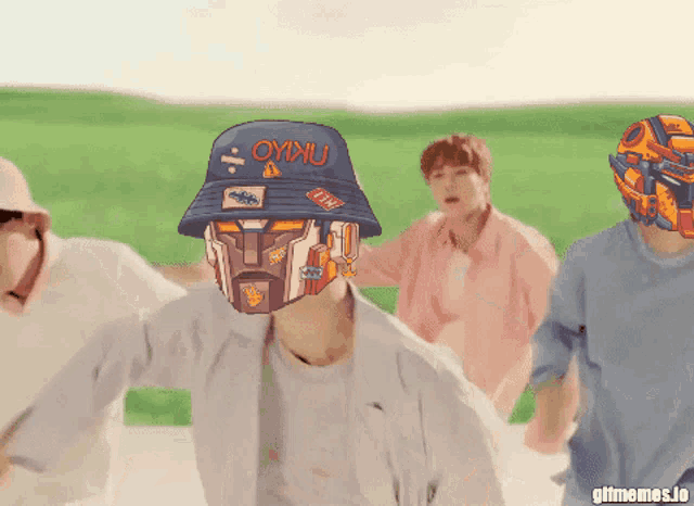 a man wearing a bucket hat that says oxydiu