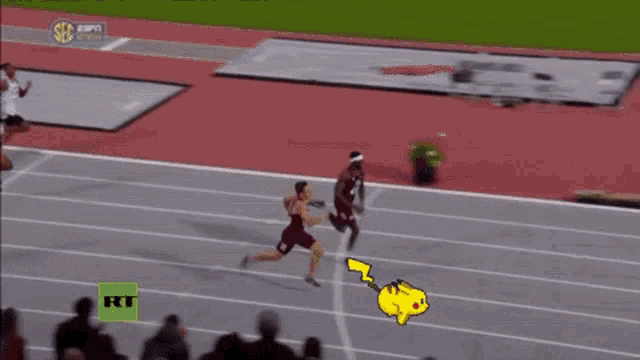 Pikachu Running GIF - Pikachu Running 400m GIFs
