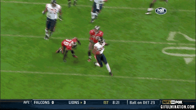 a football game is being played on fox network