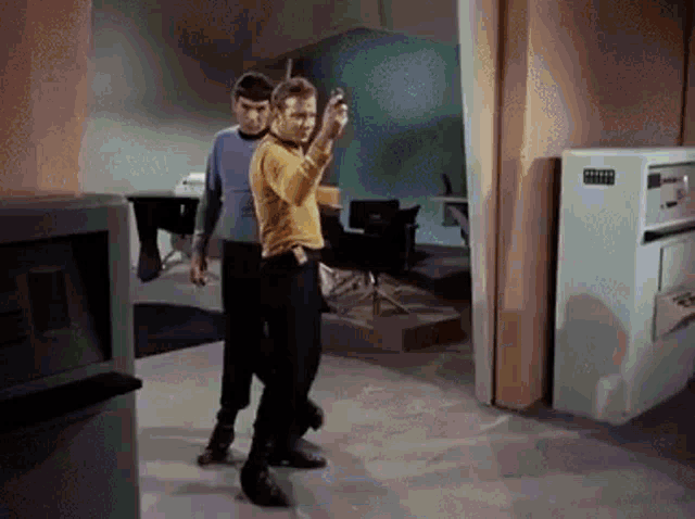 Star Trek Blowing Up GIF - Star Trek Blowing Up Explosion GIFs