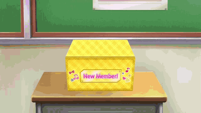 a yellow box with the words new member on it