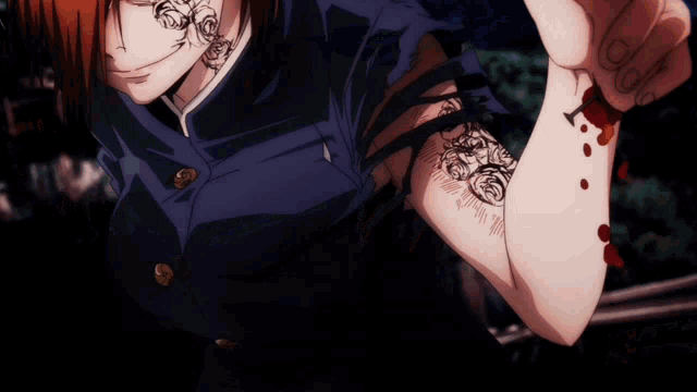 a person with a tattoo on their arm that says ' i ' on it