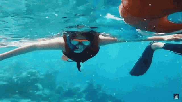 Helly Shah GIF - Helly Shah Underwater GIFs