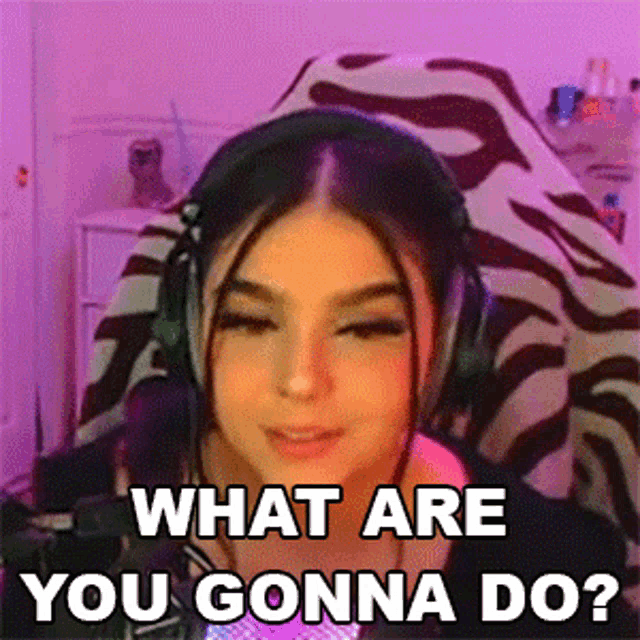 What Are You Gonna Do Ashleybtw GIF - What Are You Gonna Do Ashleybtw What Are You Up To GIFs