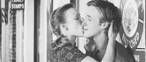 Besos En Diario De Una Pasion GIF - The Notebook Rachel Mc Adams Ryan Gosling GIFs