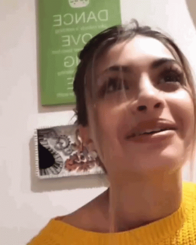 Emma Muscat Avec Moi GIF - Emma Muscat Avec Moi Biemma GIFs