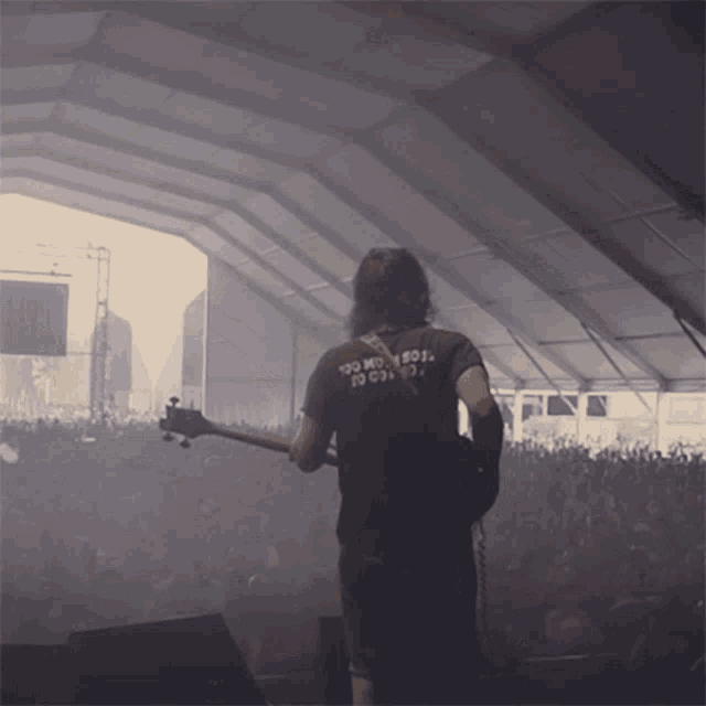 Playing Guitar All Them Witches GIF - Playing Guitar All Them Witches Guitarist GIFs