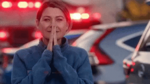 Greys Anatomy Pray GIF - Greys Anatomy Pray Meredith Grey GIFs
