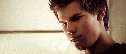 Taylor Lautner Twilight GIF - Taylor Lautner Twilight Stare GIFs