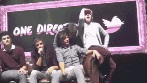 Larry Stylinson GIF - One Direction Larry GIFs